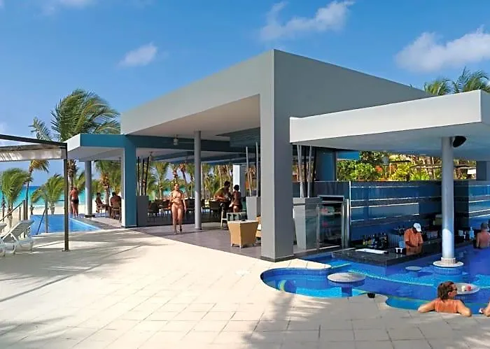 Hotel Riu Yucatan 3*